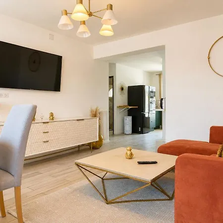 Loft 85 Terrasse Et Parking Prive 아파트